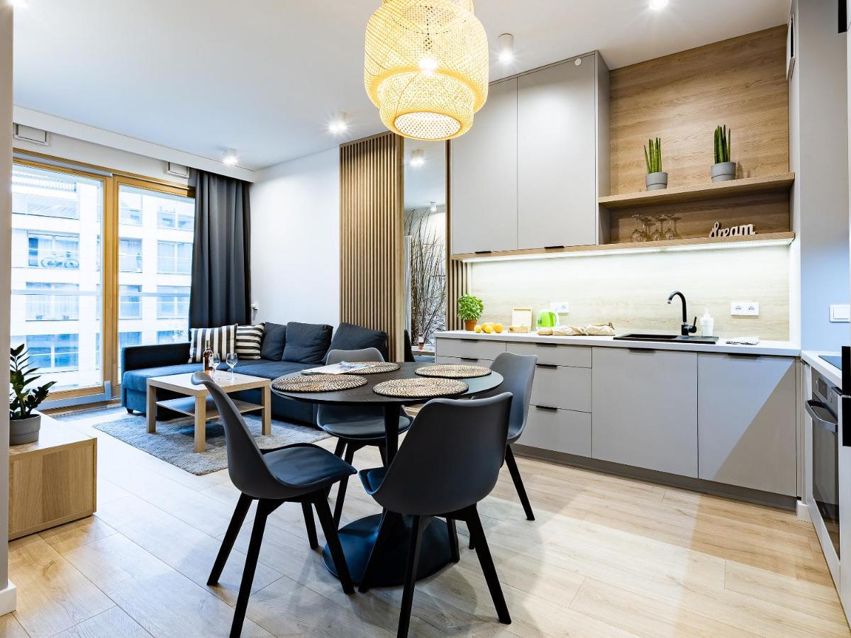 Kolejowa Aparthotel Warsawa Bagian luar foto